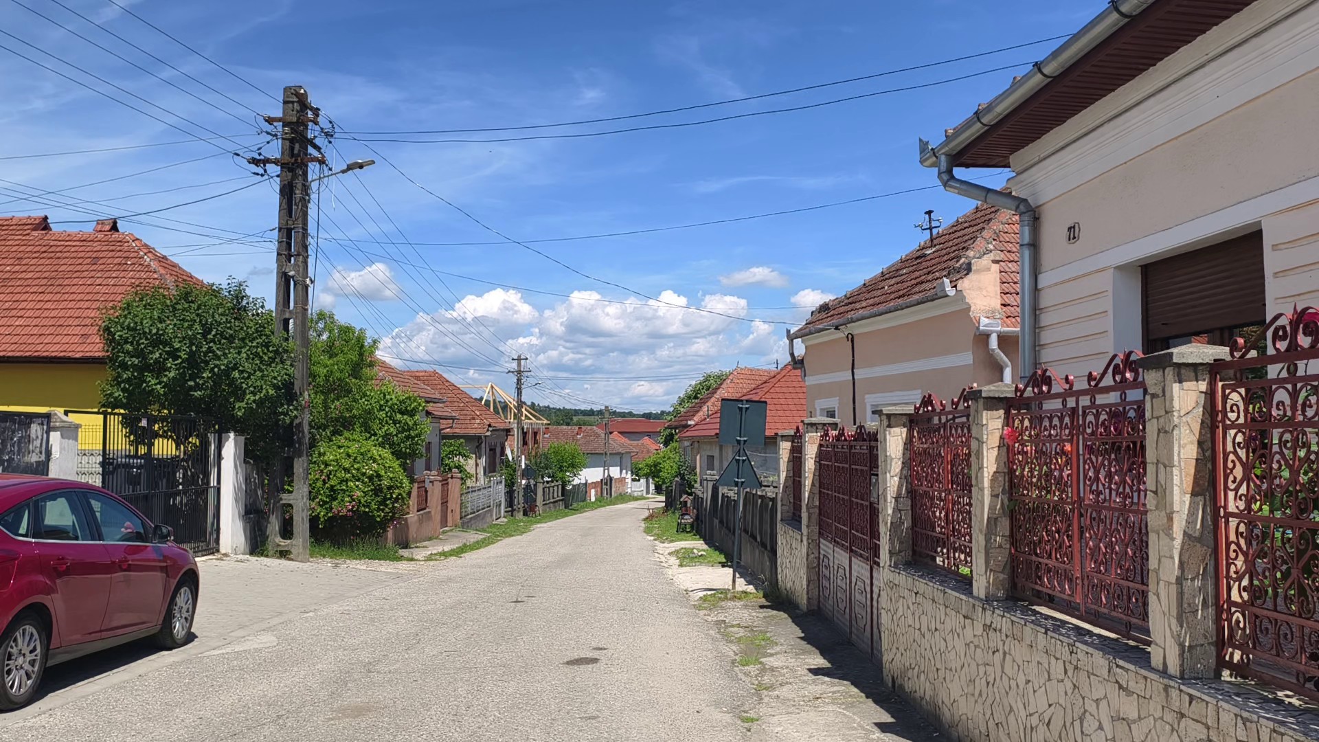 Stradă din satul Valea Nandrului